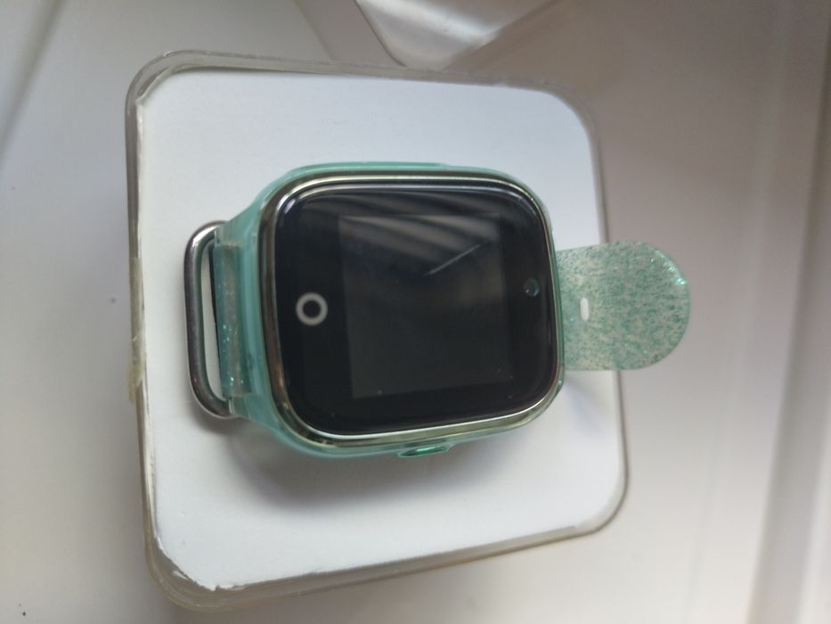 Smartwatch cu GPS pentru copii