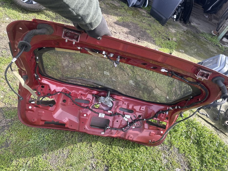 Задна врата пета врата nissan qashqai j11 след 2018г нисан къшкай