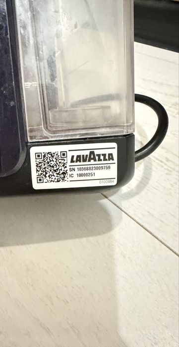Капсулна машина LAVAZZA BLUE