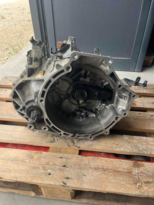 Скоростна Кутия MAZDA 5 2.0D 110к.с. 06г.-Ръчна 6ск.