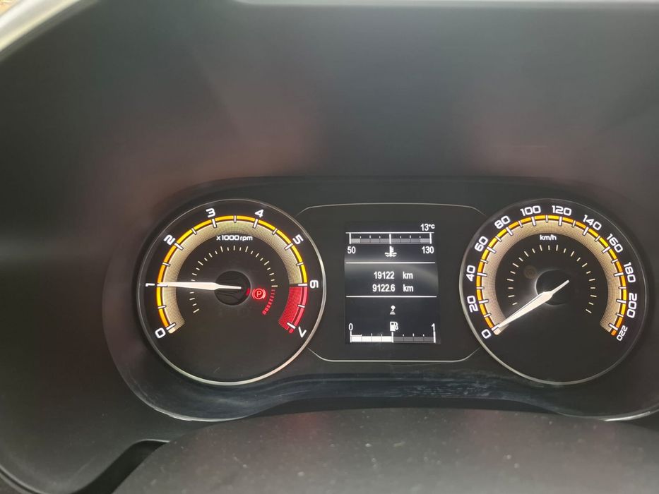 Продам машину lada vesta