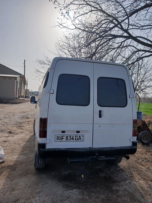 Ford tranzit 1996 perigon