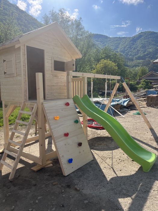 Locuri de joacă din lemn - balansoare, căsuțe, mobilier grădină