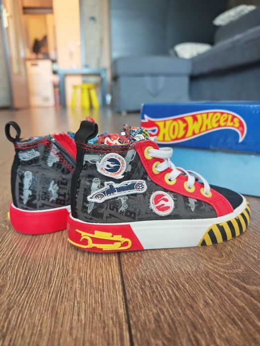 Кецове HotWheels