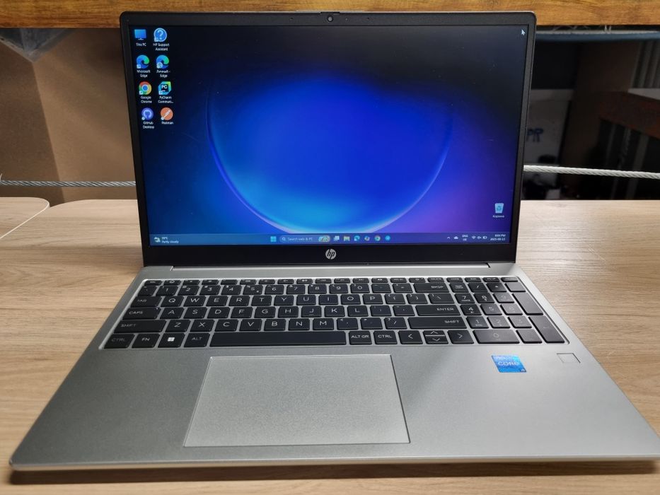 HP 250 G10 Intel Core I5 1334U  Noutbook sotiladi!!! Xolati ideal