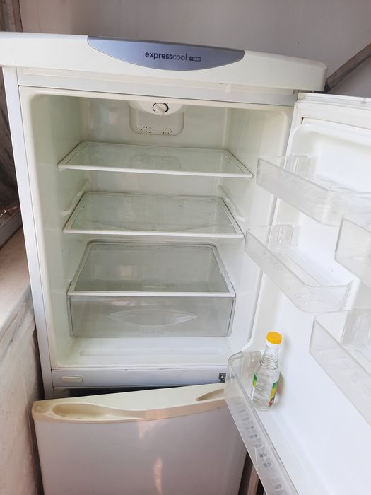 холодильник  JG сатылады бағасы 25000