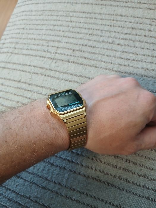 Часовник Timex  Vintage Digitam Watch