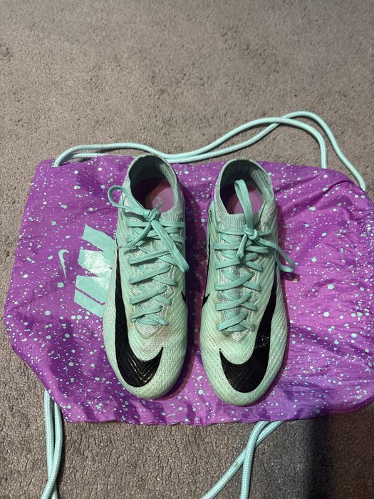 Ghete elite nike cu saculet marimea 38