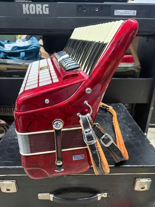 Acordeon Parrot/Scandalli cu 120 de basi