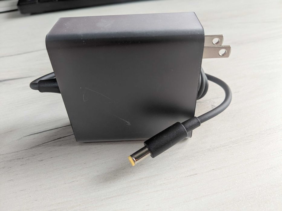 Блок питания 19V 5.26A (100W) / США (110В) / Штекер 5.5x2.5 мм