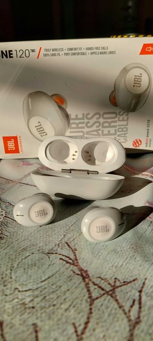 Слушалки JBL / HARMAN