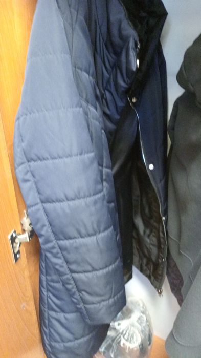 Куртка осень  в отличном  состоянии