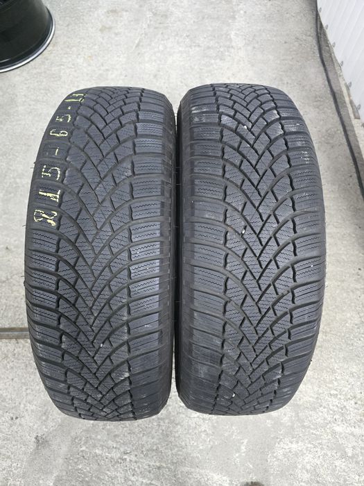 2 Броя 215/65/17 Bridgestone 7mm 22dot