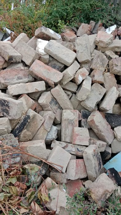 Красный кирпич советским б/у