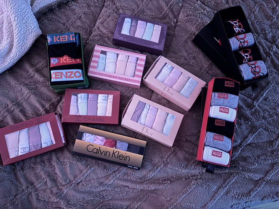 Lot sosete si intime noi