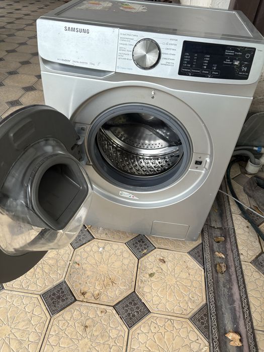 Продам стиральную машинку