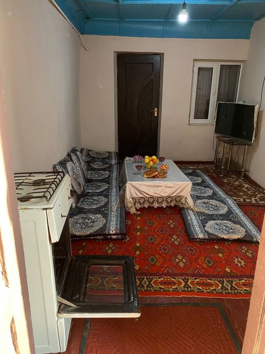 Чирчиқ шахар марказида ховли