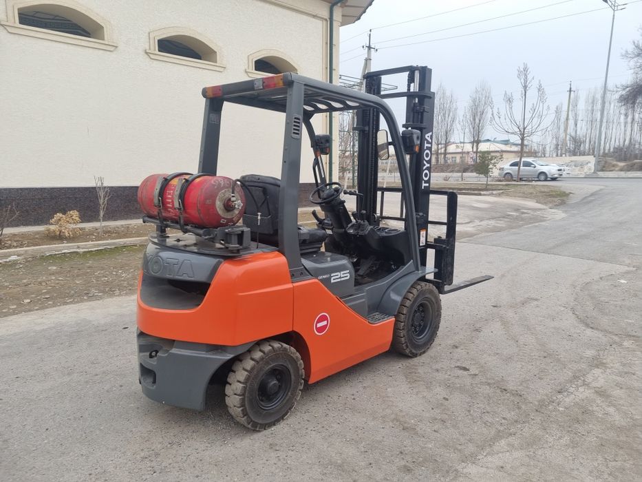 Автопогрузчик (кара,auto kara, kara)TOYOTA 8FG-25