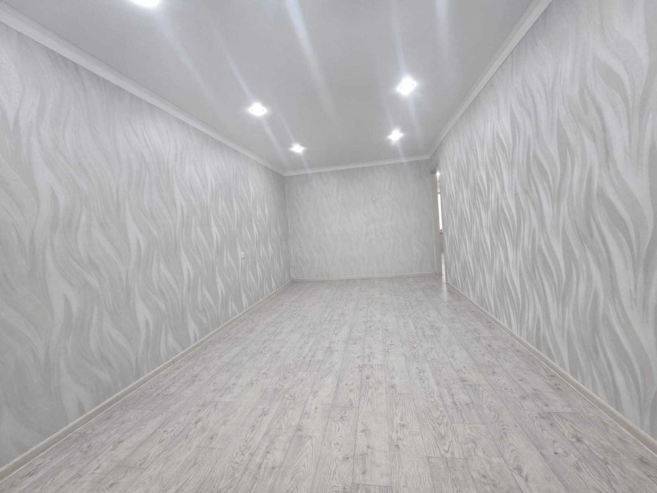 продам двухкомнатную квартиру