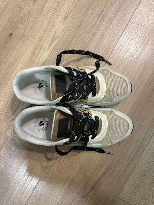 Маратонки Scotch and soda 
С минимални следи от употреба. 
39 номер, 26см 
20€
