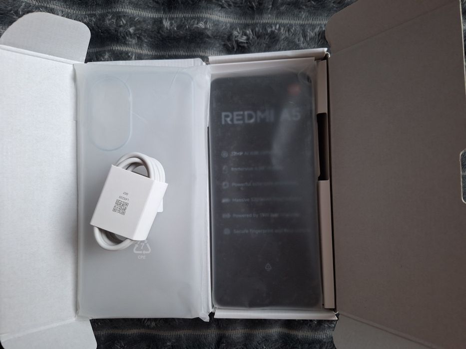 Xiaomi Redmi А5(Sandy Gold/Lake Green) — 128GB / 4GB RAM — Чисто нов