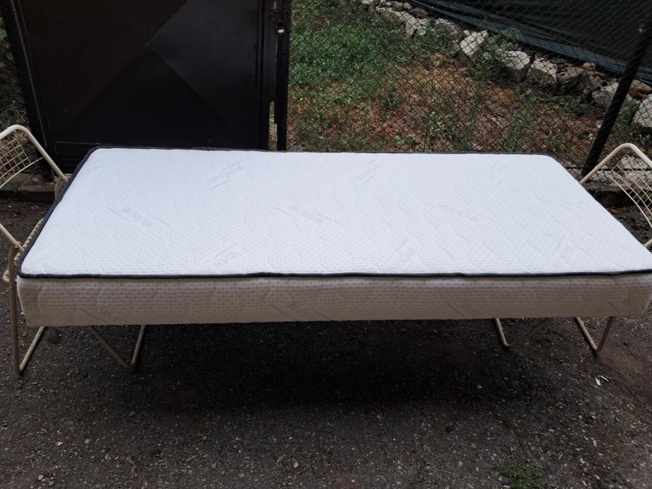 Матрак еденичен нов