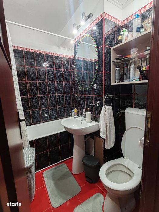 Apartament 4 camere decomandat, 100 mp, etaj 1, mobilat / utilat, zona