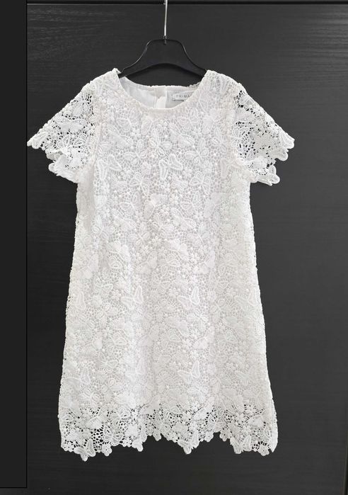 Нова детска рокля - бяла дантела 5-6 години