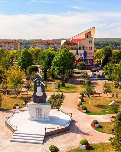 Apartament 3 camere | Complet mobilat | Centrala Proprie | Motru