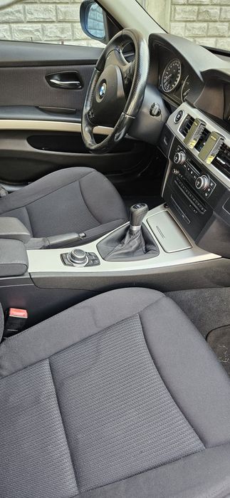 Vând Bmw 318d 2008