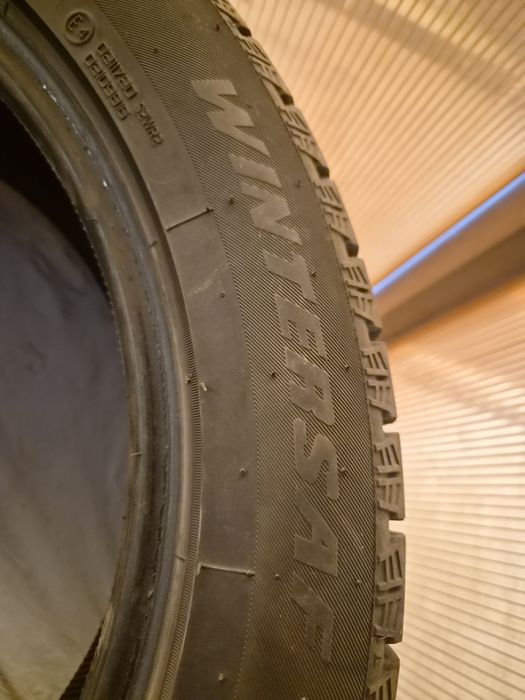 Автошина 245/50/р20,