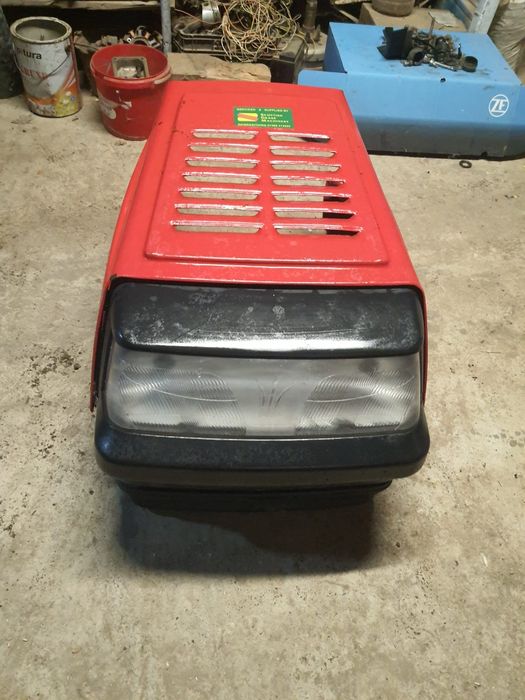 Capota tractoras tuns gazon tractor iarba