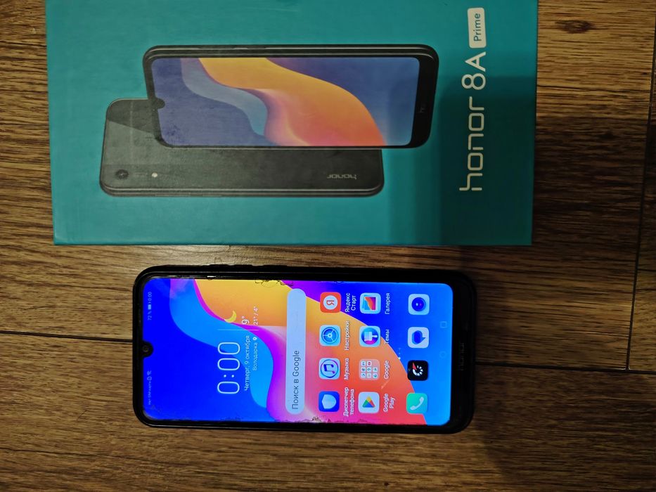 Продам телефон Хонор 8А
