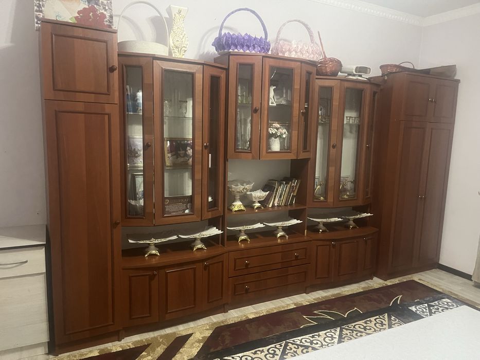 Продам стенка цена догавримся