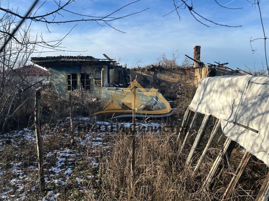 Имоти Силистра продава парцел в с. Калипетрово