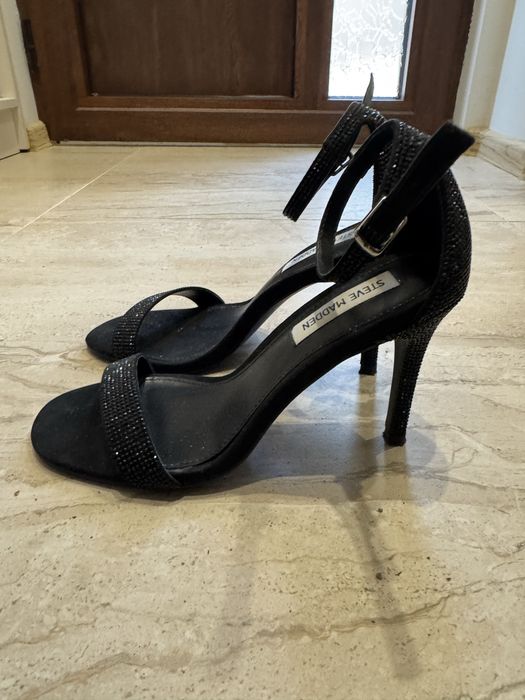 Сандали Steve Madden носени веднъж за повод
