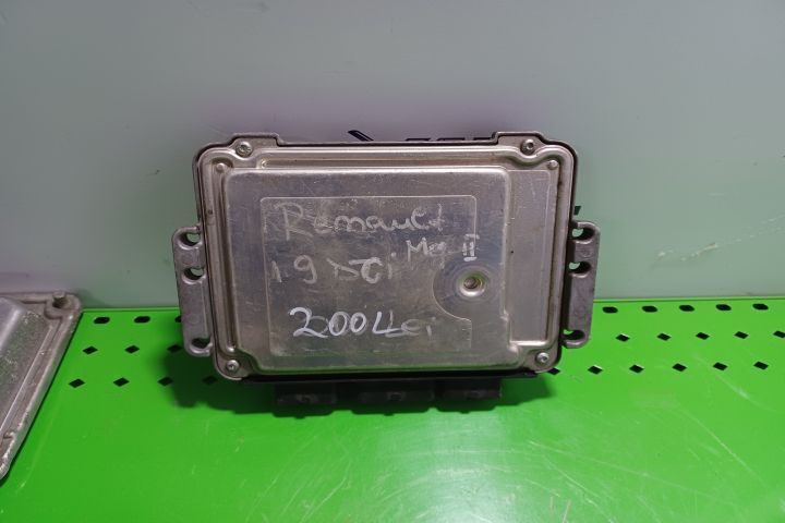 CALCULATOR MOTOR ECU 1.9 DCI 0281011776 Renault Megane 3 [2008 - 2014