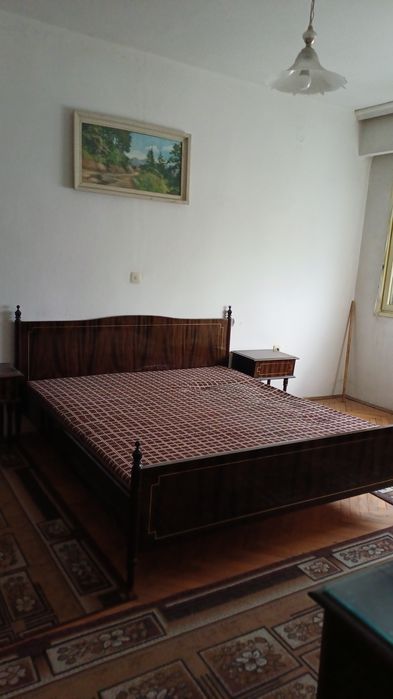 Спалня,гардероб, тоалетка,2бр.нощни шкафчета,от 70-години