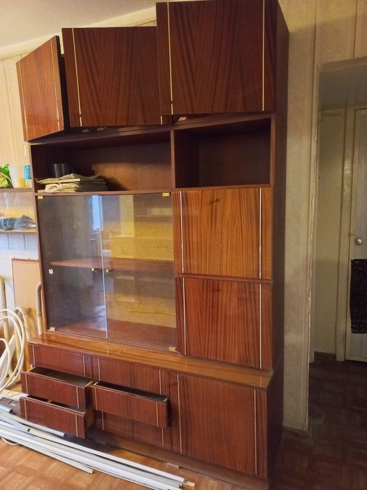 Шкаф с антресолями