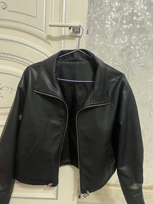 Кожанная курка кароткая