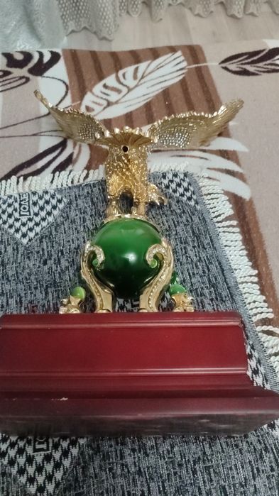 Орёл тежолый подставка дериво