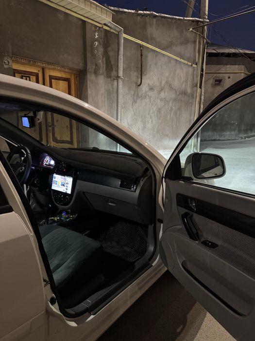 Gentra avtomat gazi bor