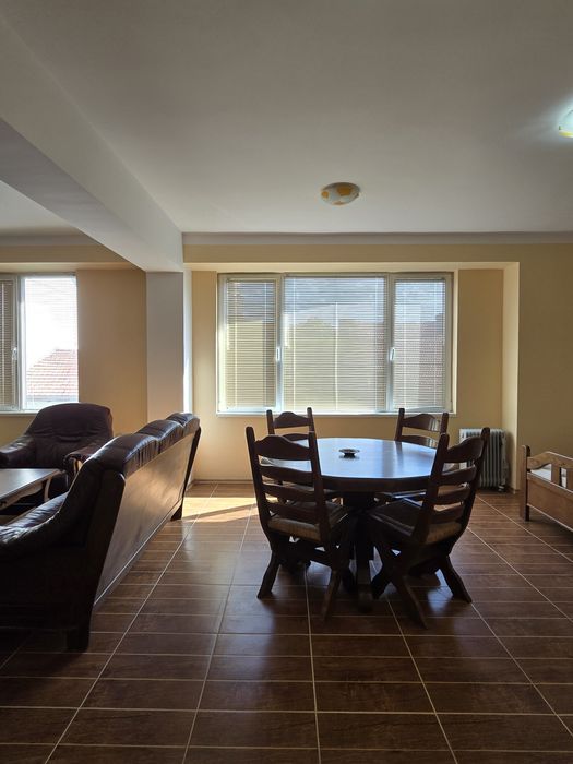 Апартамент/офис за продажба в центъра на Горна Оряховица