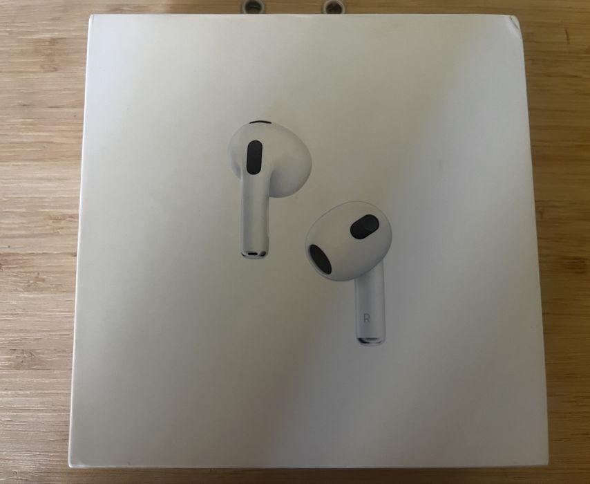 НОВИ и Неотваряни слушалки Apple Airpods 3rd MPNY3ZM