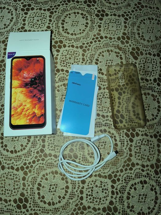 Продавам два запазени и работещи смартфона!