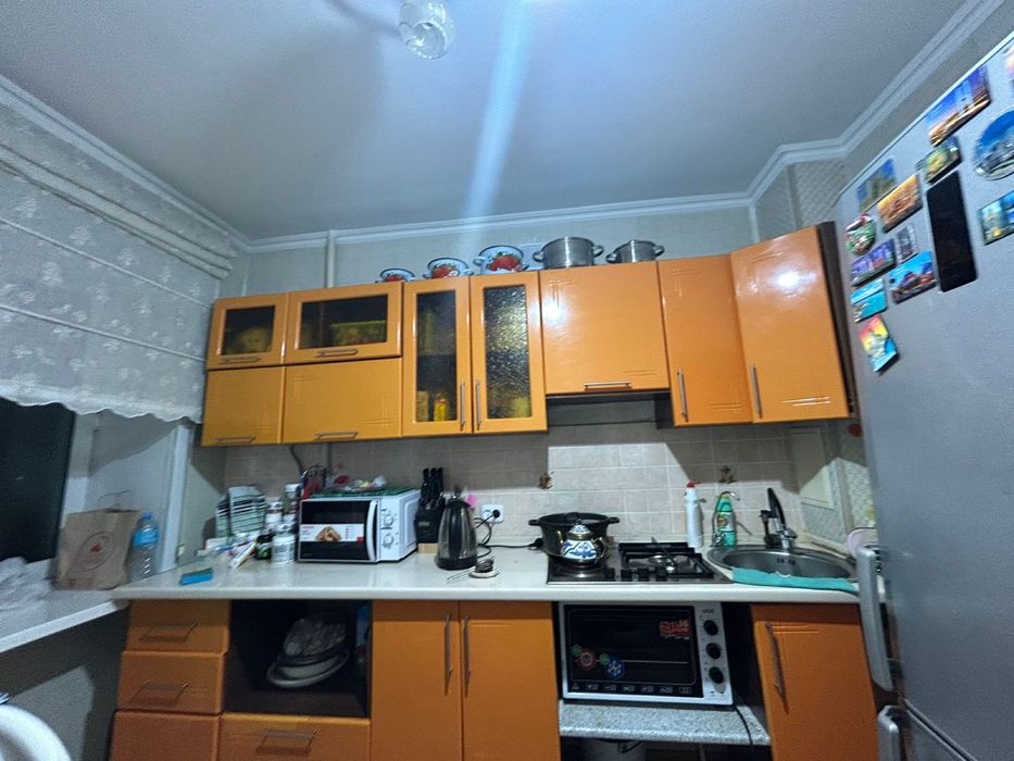 Продаю кухонный гарнитур