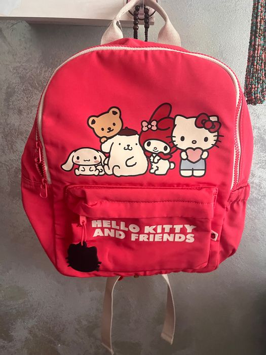 Ghiozdan hello kitty de la h&m pt copii