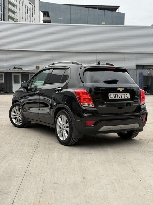 Tracker 1 primier