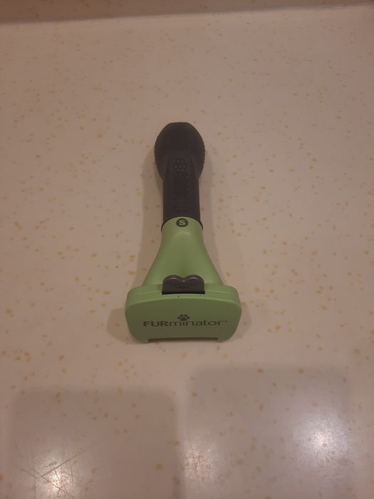 Расчёска, пуходёрка для шерсти