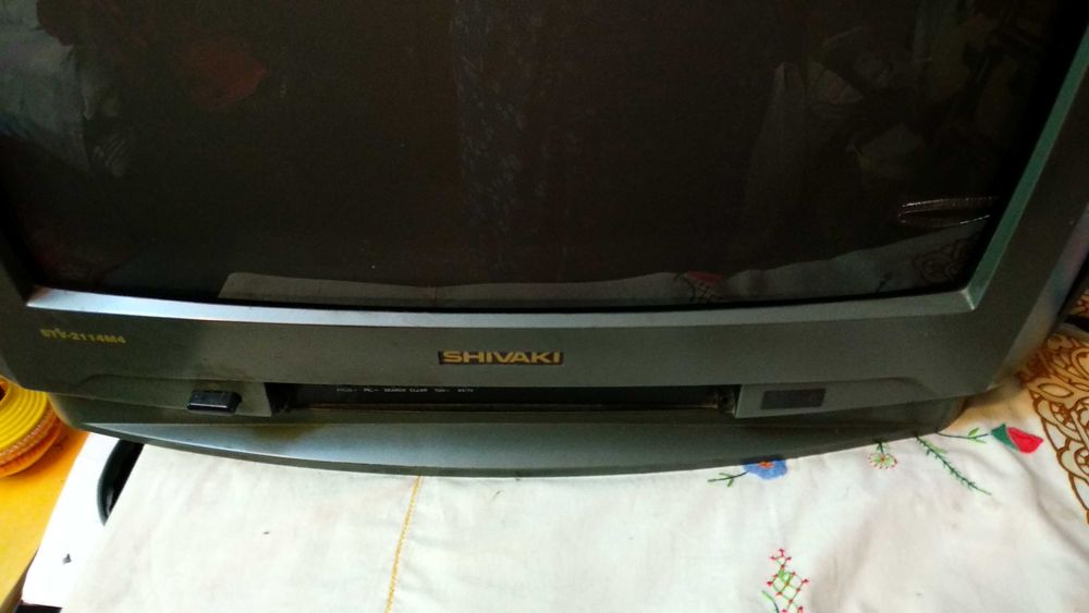 Продам телевизор ROISON